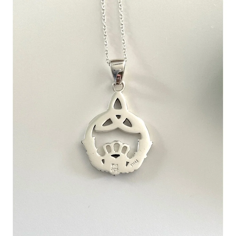 925 Marked Sterling Silver Irish‎ Claddagh Triquetra Pendant Necklace